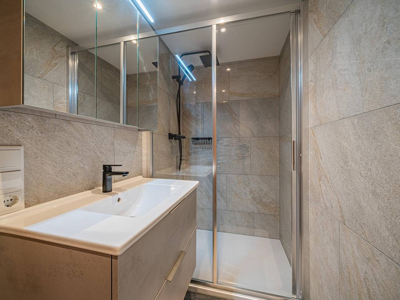 Gemütliches Ferienhaus mit Garten in Viehofen in Viehhofen, Pinzgau