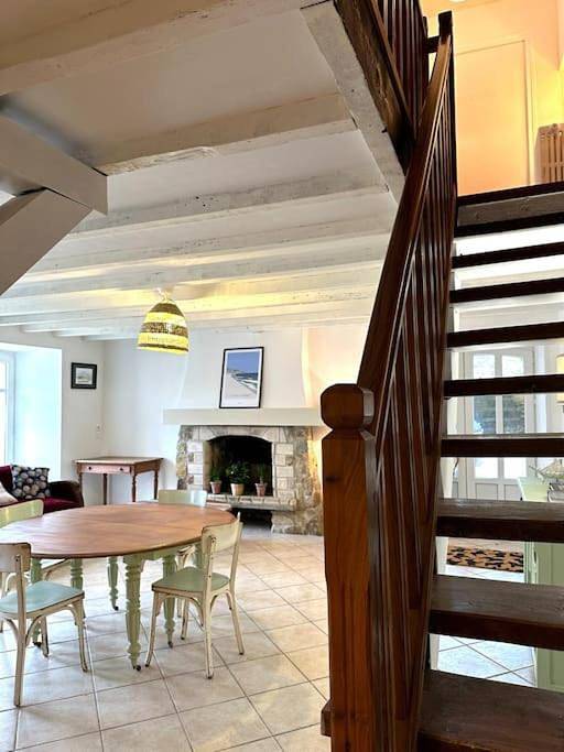 Appartement entier, Three-Bedroom Apartment in Valognes, Côte de la Déroute