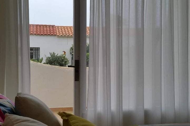 Appartamento intero, Bellissimo appartamento al mare con piscina in Urbanización Roquetas de Mar, Roquetas de Mar