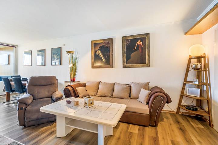 Ferienwohnung für 4 Personen, mit Balkon an der Kieler Bucht - 2