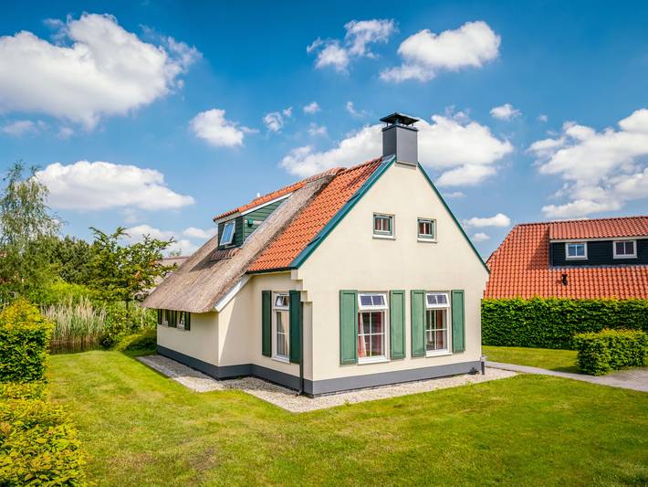 Ferienhaus für 4 Personen, mit Balkon/Terrasse und Terrasse in Horst aan de Maas