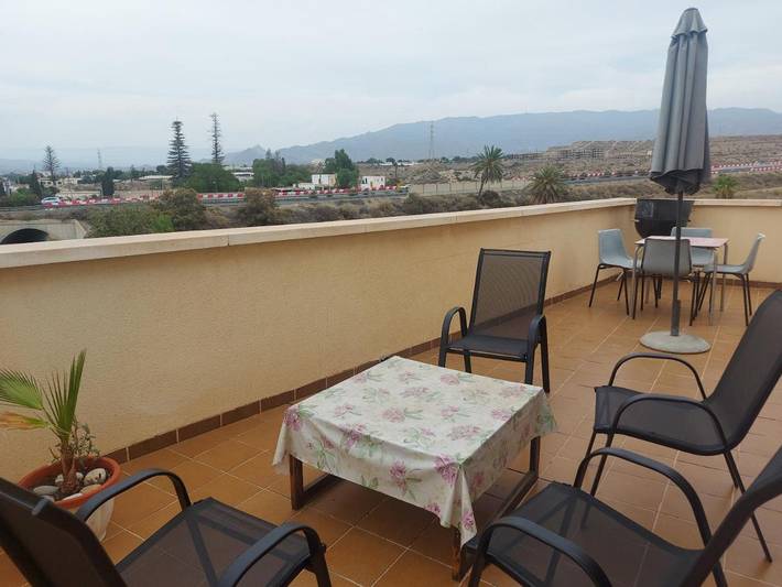 Apartamento de vacaciones para 3 personas, con vistas y terraza - 1