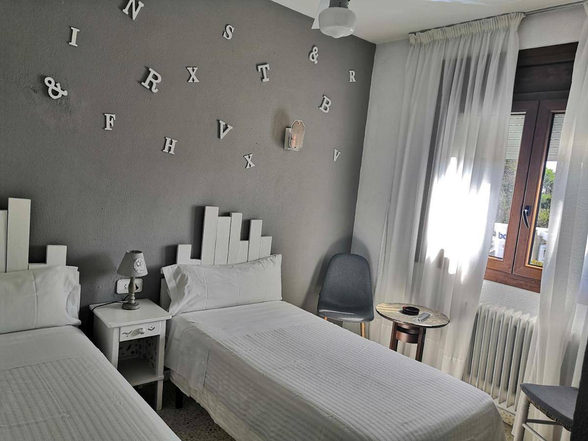 Hostal Los Pinares in Lloret de Mar, Costa Brava