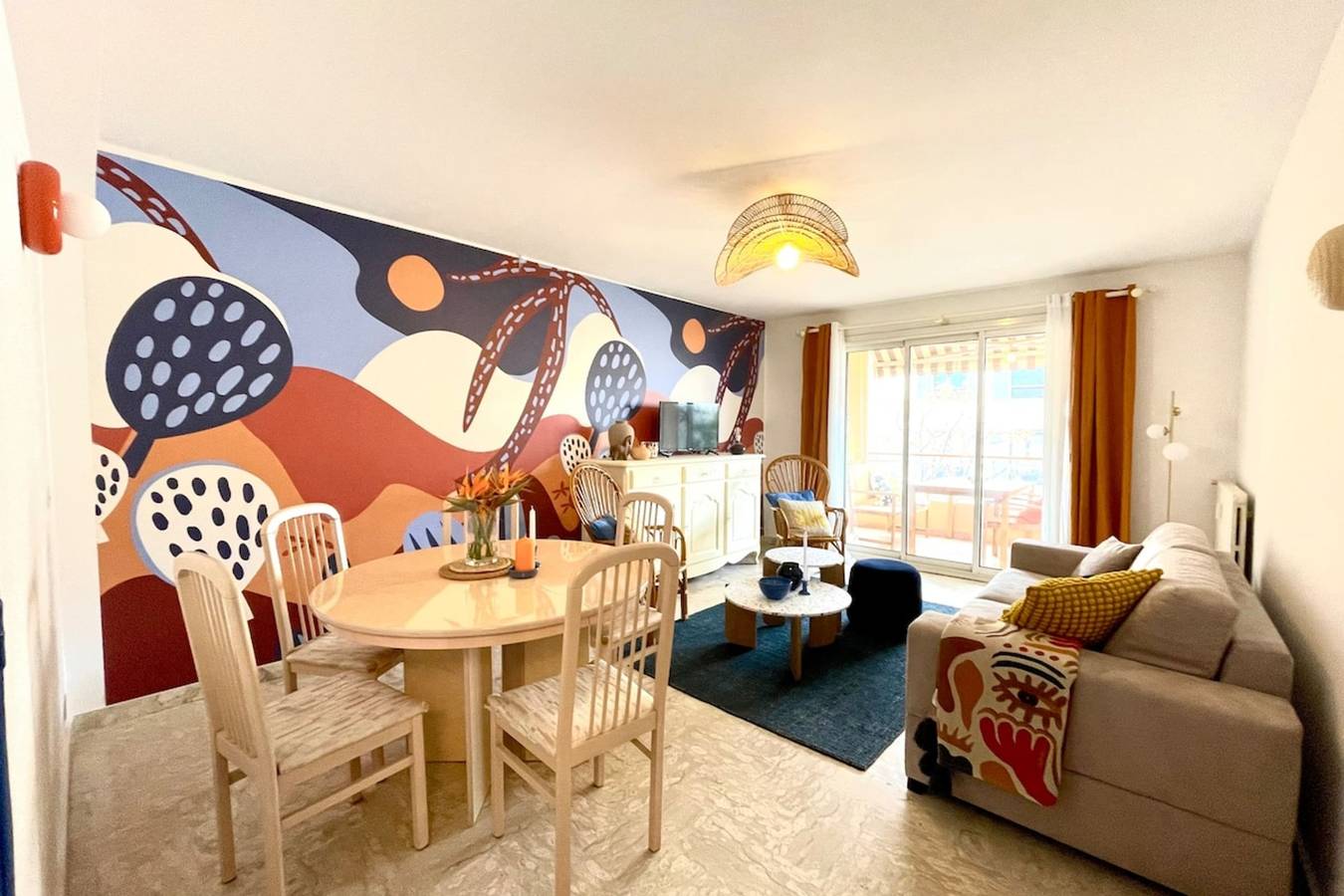 Geheel appartement, Vakantieappartement voor 4 personen met balkon in Sanary-sur-Mer, Toulon regio