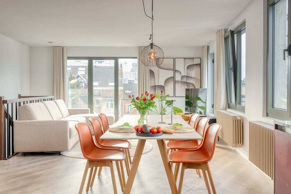 Appartement entier, 2-Br Getaway with Mas view in Anvers, Région d'Anvers