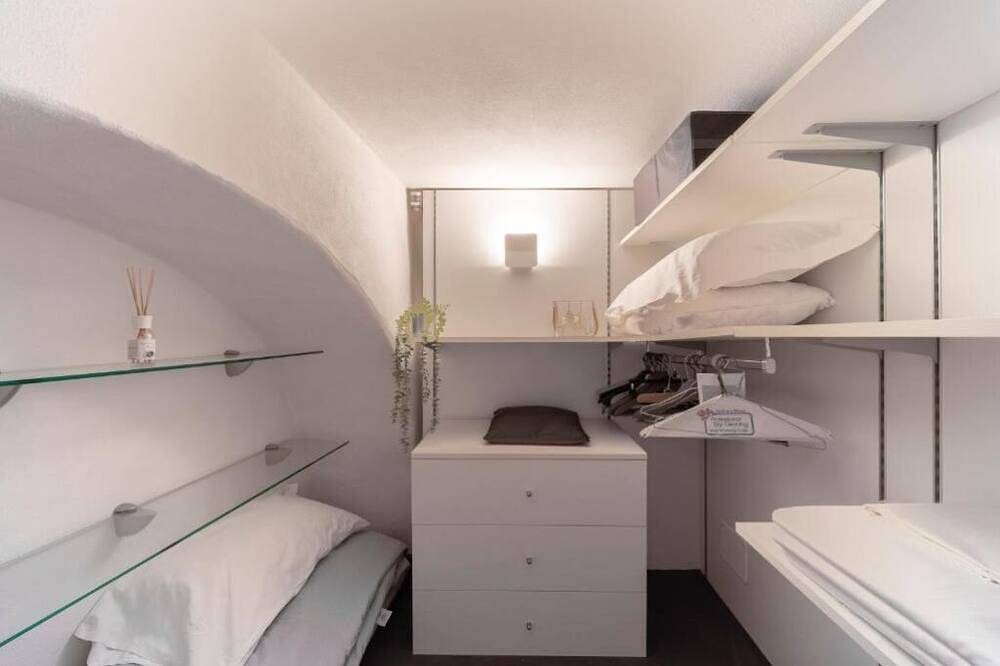 Appartamento intero, Casa Bardi : Appartamento con Terrazza in San Gimignano, Siena e dintorni