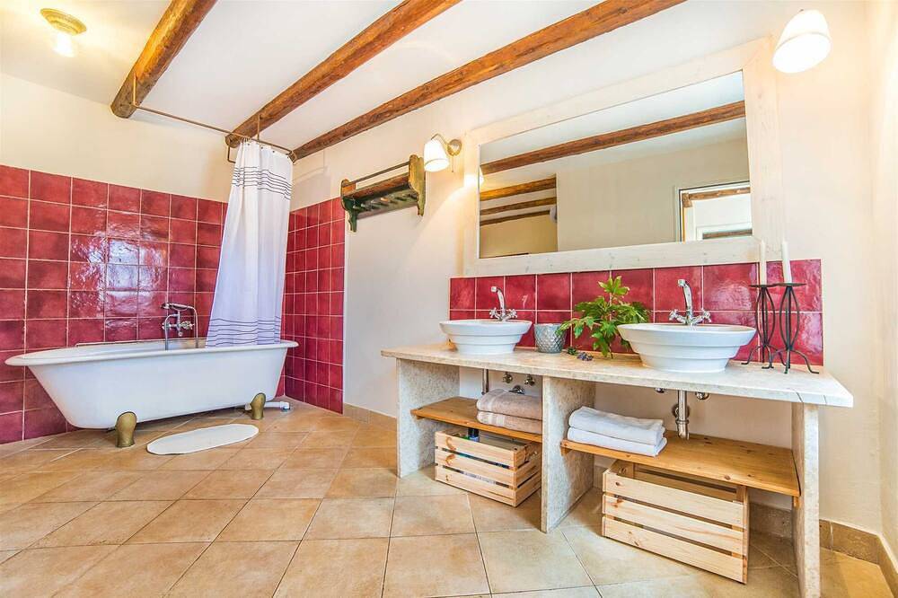 Casa Oliva in Juricani, Umaška regija