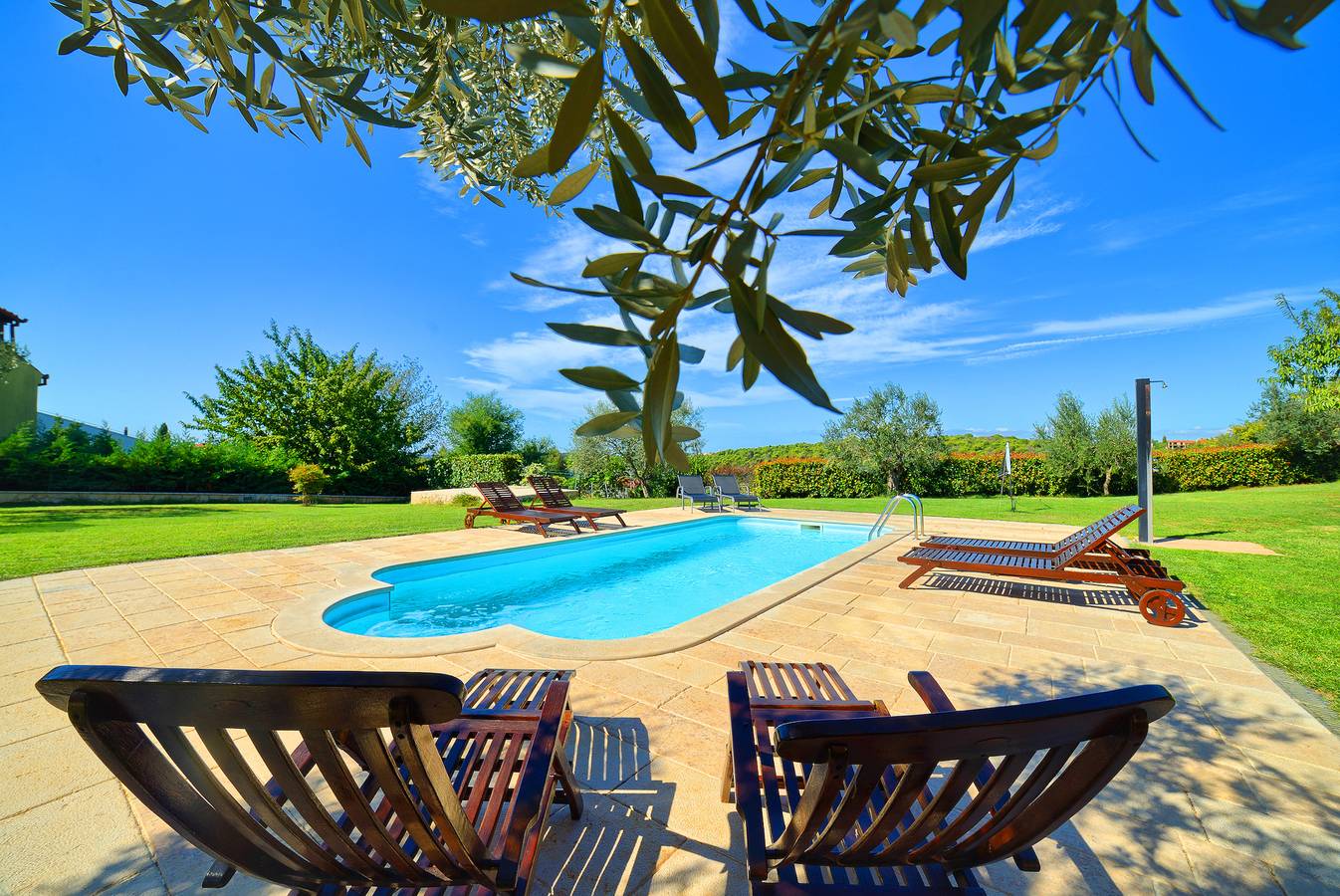 Apartamento entero, Apartamento de vacaciones para 4 personas con piscina in Banjole, Costa sur de Istria