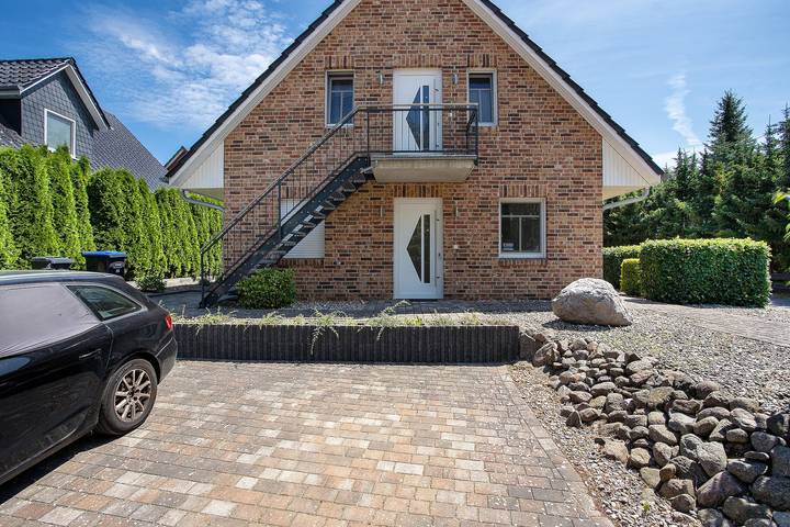 Hel lejlighed, Apartment 'Haus 50 Eg' with Private Terrace, Private Garden and Wi-Fi in Röbel, Müritz