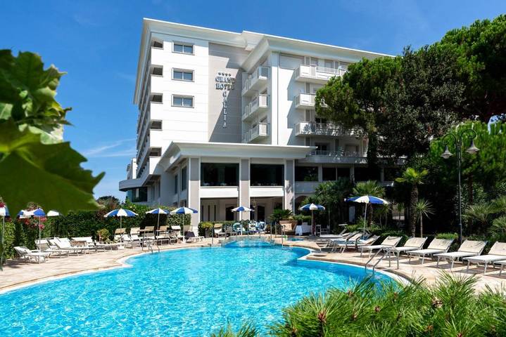 Hotel voor 2 personen, with sauna and tuin as well as zwembad and whirlpool, met huisdier in Cervia