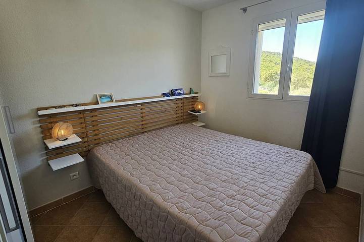 Appartement entier, Appartement Sarah Vue mer- Clim- Wi-fi in Favone, Conca