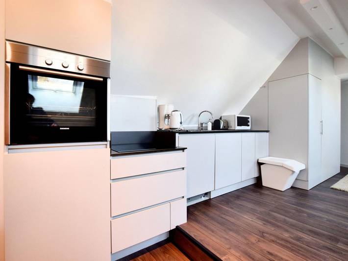 Ganze Wohnung, Modern and cozy studio in a former coach house in In der Bivelt, Weismes