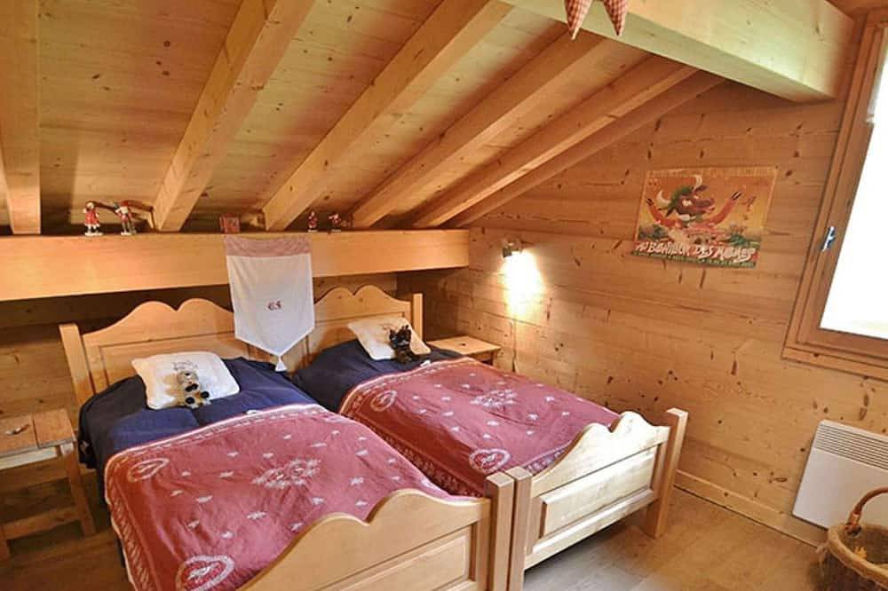 Appartement entier, Triplex 8 pers. en Chalet Traditionnel, Pied des Pistes, Terrasse, Balcon, Parking in Le Grand-Bornand, Région d'Annecy