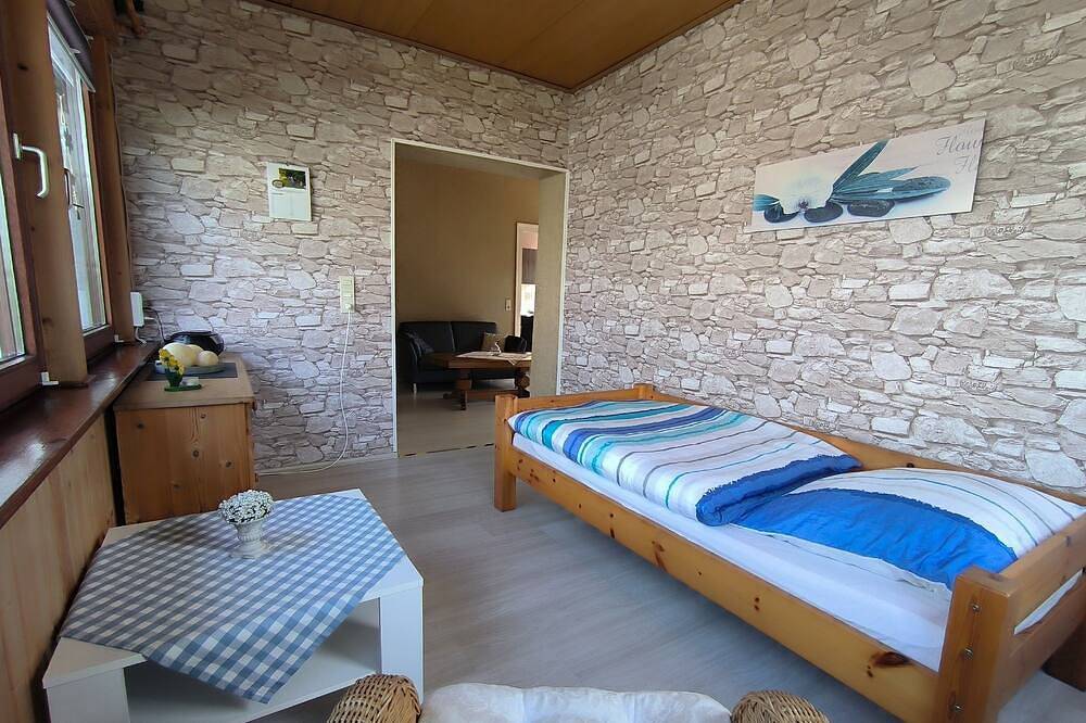 Ganze Wohnung, Clausen, Torsten - Fewo Storchenblick - Ferienwohnung Storchenblick in Sieverstedt, Grünes Binnenland