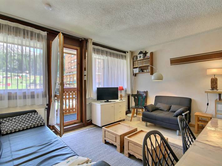 Appartement entier, Appartement rénové 3 pièces, 7/8 pers, au pied des pistes avec balcon, La Plagne in Plagne Centre, La Plagne-Tarentaise