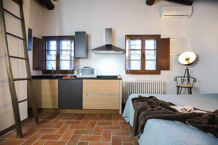 Ganze Wohnung, Cammino Santo - Studio mit privatem Pool & Garten in Poggibonsi, Siena Provinz