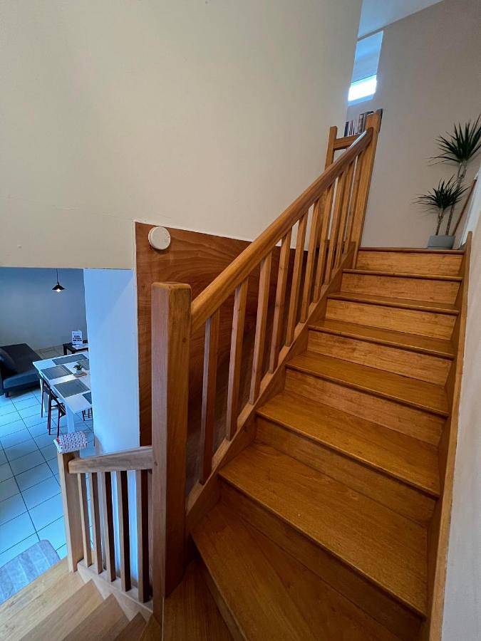 Appartement entier, Two-Bedroom Apartment in Carhaix-Plouguer, Région de Châteaulin