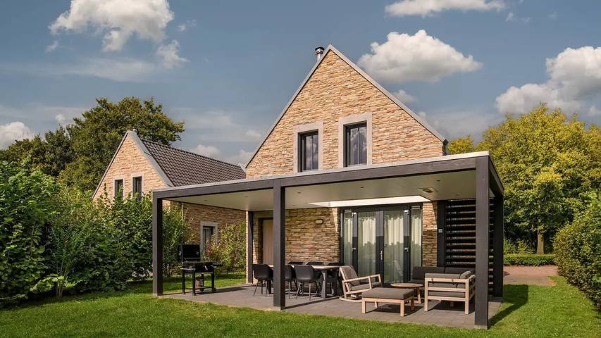 Ferienhaus für 6 Personen, mit Garten und Terrasse sowie Pool