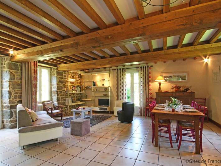 Maison spacieuse, animaux admis - 10 pers. in La Sauvagère, Parc naturel régional Normandie-Maine