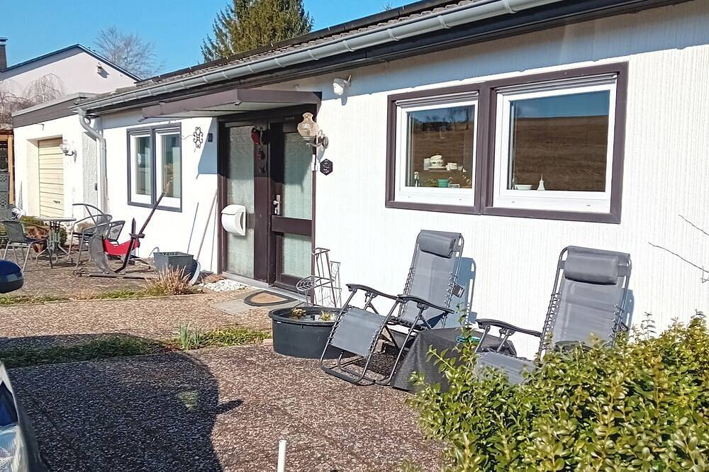 Ganze Wohnung, Eifel wunderlich!!! Ferienanlage.Schöne Aussicht,  nähe Nürburgring, Wasserfall in Üxheim, Vulkaneifel