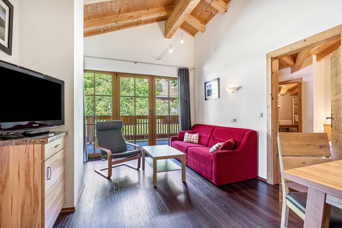 Ganze Wohnung, Ferienwohnung 'Stockinger' mit Bergblick, Gemeinschaftsgarten und Wi-Fi in Großarl, Ski Amadé