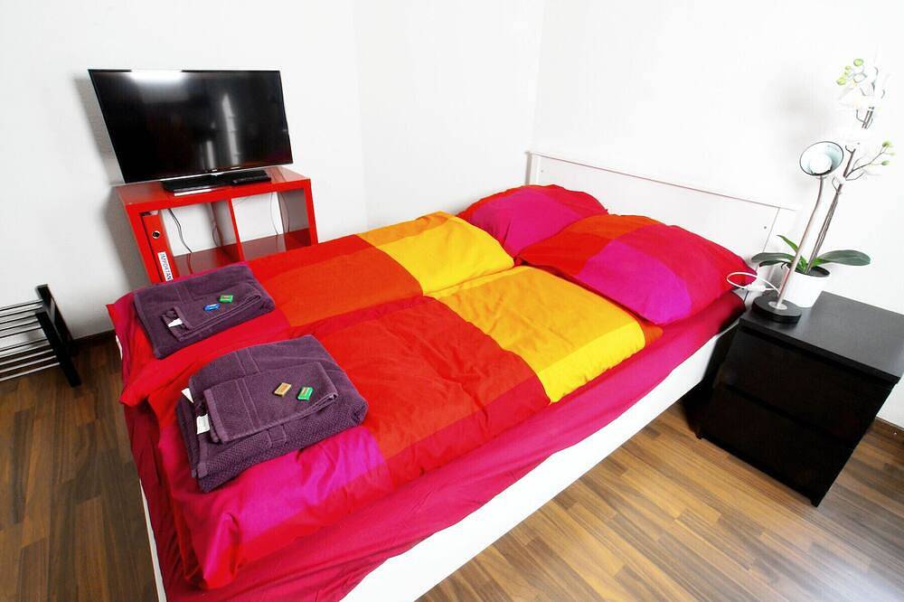 Ganze Wohnung, Zh Cranberry lv - Oerlikon Hitrental Apartment in Zürich, Zürich Voralpen