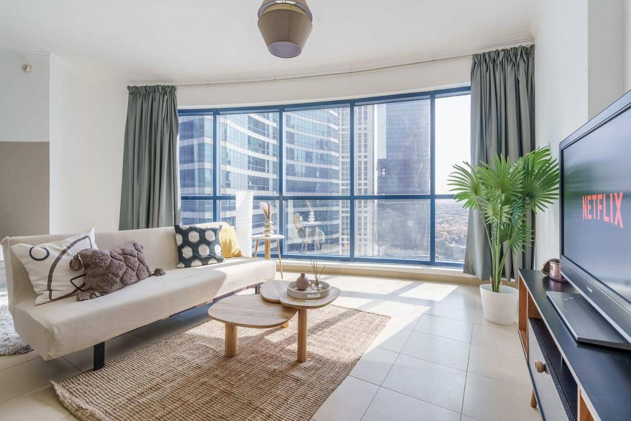Entire apartment, Guestready - Amazing studio with a nice Lake View in Dubai, Emirate of Dubai