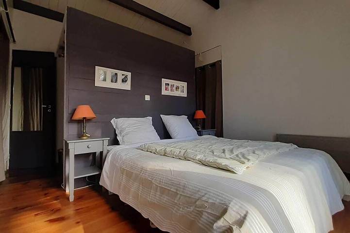 Location de vacances pour 6 personnes, avec terrasse et jardin dans Chagnolet - 3