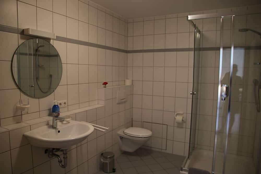Ganze Wohnung, Übernachten im Weingut Neveu - Schlossblick in Durbach, Mittlerer Schwarzwald