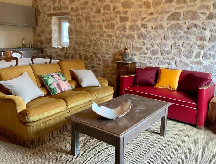 Gîte pour 8 personnes, avec jardin ainsi que terrasse et vue à Saint-Sauveur-de-Peyre - 3