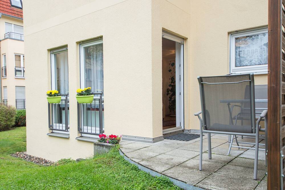 Geheel appartement, Terras appartement door de Grote Garden. De oude binnenstad van Dresden. in Altstadt (Dresden), Dresden