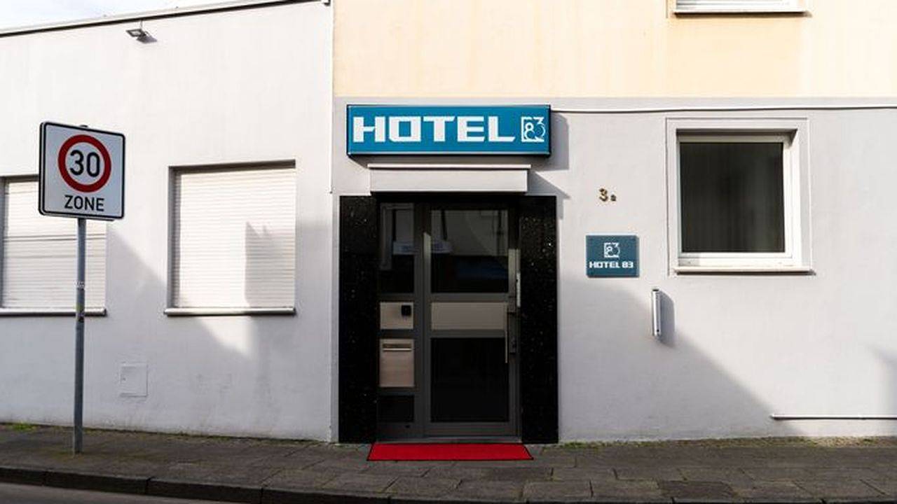 Suite für 3 Personen (35 m²) in Bonn in Bonn, Renania