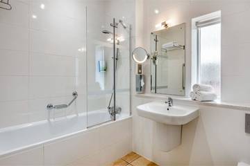 Holiday Rental for 4 People in Staffordshire, West Midlands, Photo 3