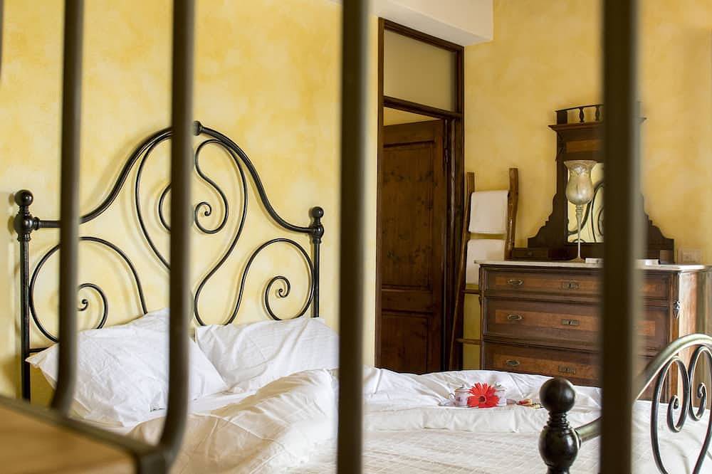 Charmantes Bauernhaus inmitten der toskanischen Landschaft mit privatem Pool und Garten in Marciano della Chiana, Arezzo Provinz