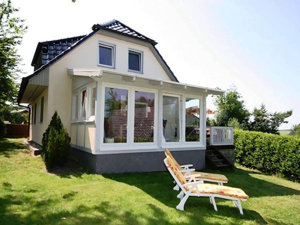Ferienhaus in Buschvitz mit Barbecue in Buschvitz, Bergen auf Rügen und Umgebung
