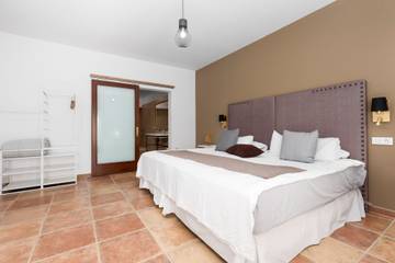 Cheap Villa for 20 People in Pájara, Canaries, Photo 2