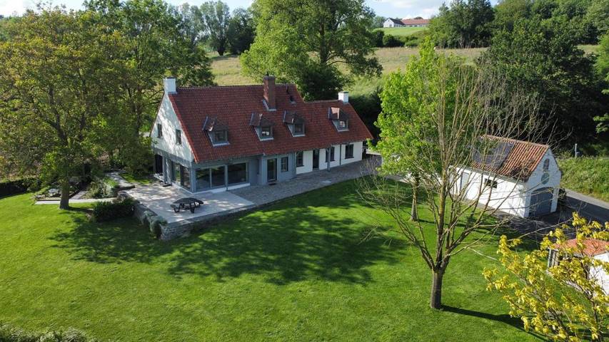 Vakantiehuis voor 15 personen, with sauna and tuin as well as uitzicht in Oudenaarde