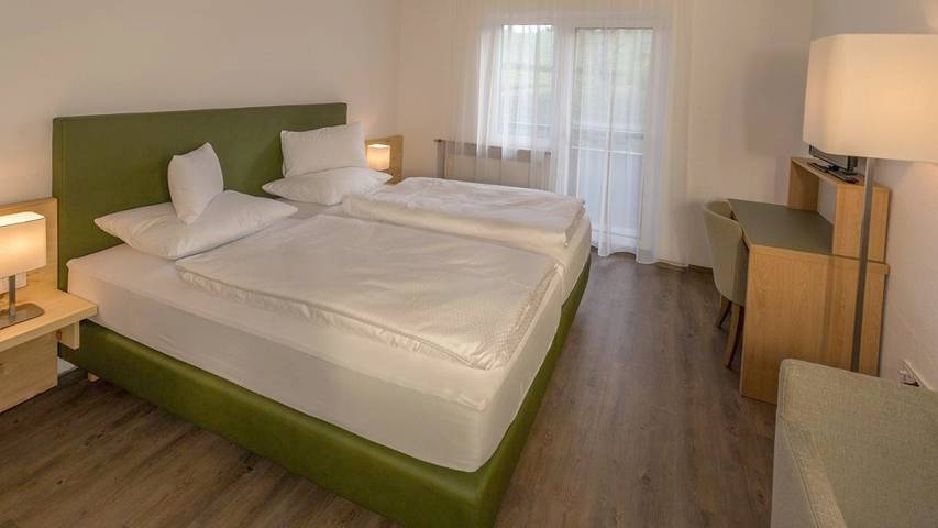 Hotel für 2 Personen, mit Balkon und Terrasse sowie Garten und Sauna in Bad Schallerbach