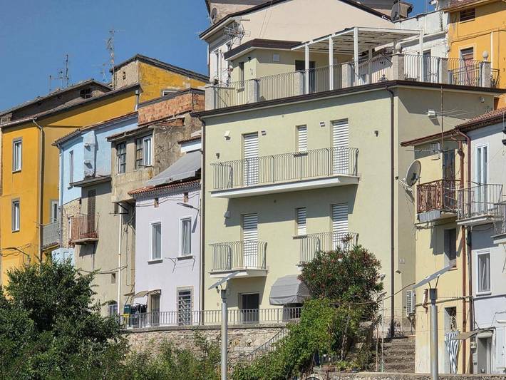 Location de vacances pour 2 personnes, avec Balcon ainsi que Terrasse et Vue à Ariano Irpino - 4