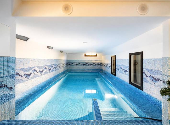 Casa rural para 10 personas, con Balcón y Terraza además de Jardín y Piscina en Riudellots de la Selva - 4