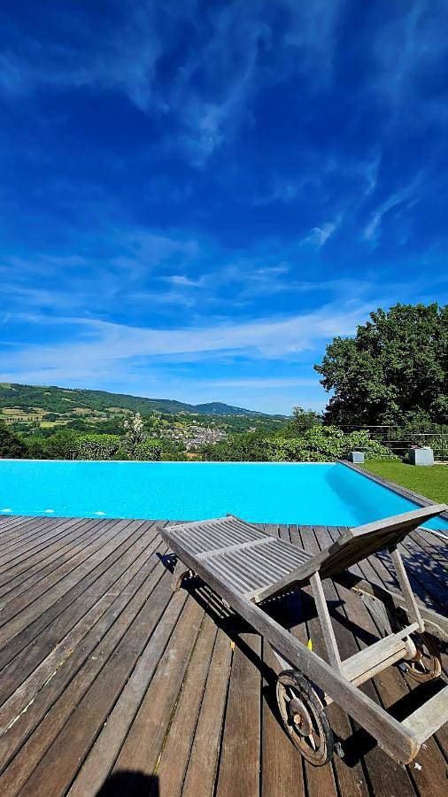 Location de vacances pour 2 personnes, avec vue ainsi que jardin et piscine dans Conques-en-Rouergue - 2