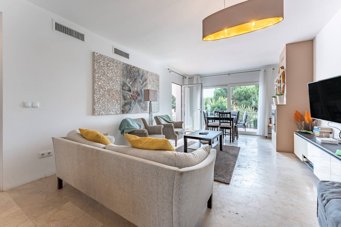 Casa Gosia bungalow cerca de Cabopino in Artola, Marbella