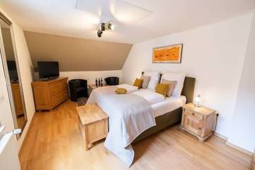 Ferienhaus für 10 Personen in Ediger-Eller, Moseleifel, Bild 2
