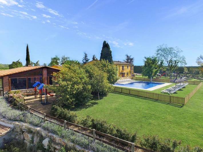 Location de vacances pour 40 personnes, avec balcon à Sils - 2