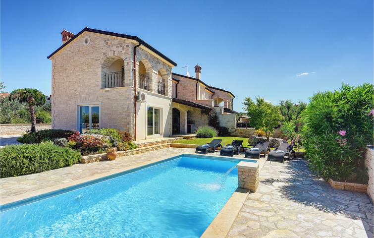 Charmante 2-Zimmer-Wohnung mit Pool, WLAN und Parkplatz in Rovinjsko Selo in Rovinjsko Selo, Rovinj