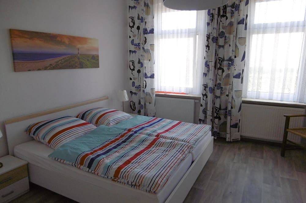 Ganze Wohnung, Ferienwohnung - Haus Am Diek - direkt am Weserradweg in Unterweser, Elsfleth