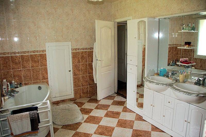 Le Coffret d'Avenir - Chambre lit double Rc in Saint-Denis-en-Val, Sologne