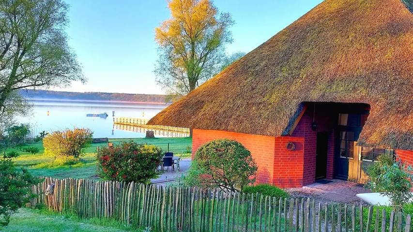 Ferienhaus für 6 Personen, mit Terrasse und Garten in Hohen Viecheln