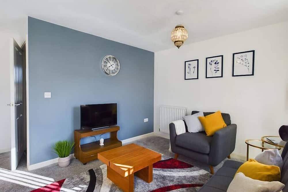 Entire 3-Brhouse in Stafford Parking/wi-fi/netflix in Stafford, Staffordshire