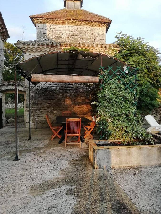 Location de vacances pour 7 personnes, avec jardin et terrasse à Belvèze - 2